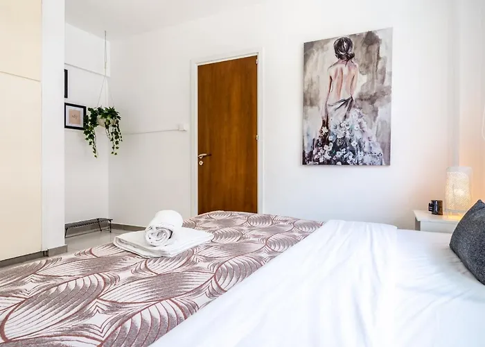 Apartment Mila's 1-br In Larnaca